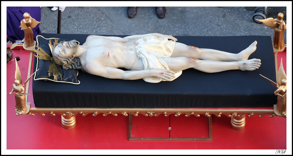 Cristo Yacente